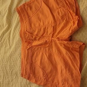 Tommy Bahama shorts size 8